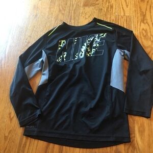 Boys black, grey and neon green/yellow Nike dry fit shirt EUC size small